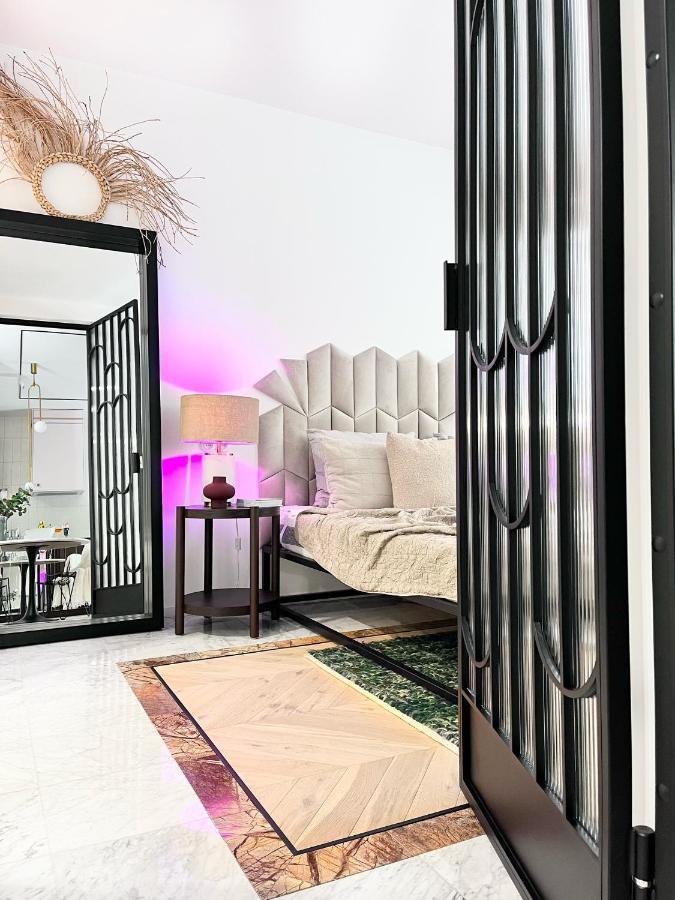 Design+Luxus Apartment Im Zentrum! +Netflix Varsóvia Exterior foto