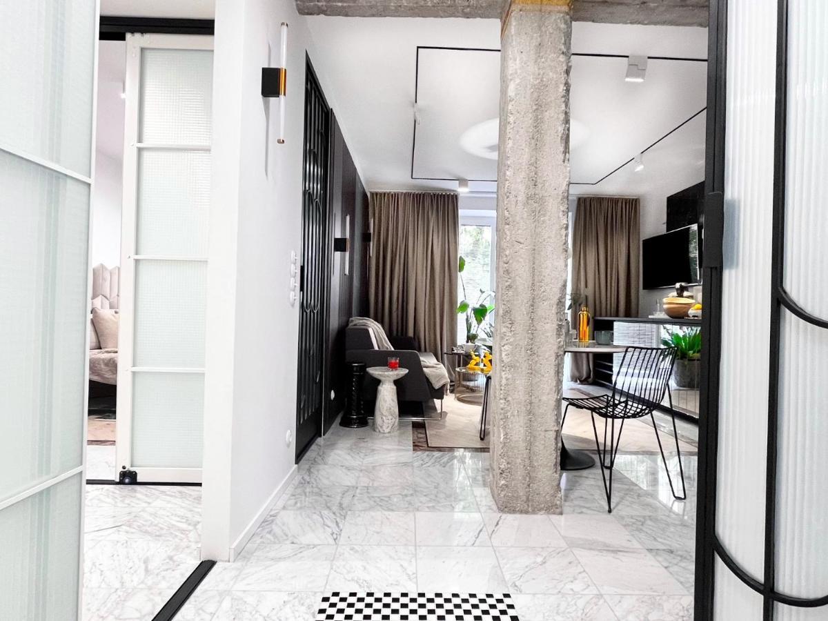 Design+Luxus Apartment Im Zentrum! +Netflix Varsóvia Exterior foto