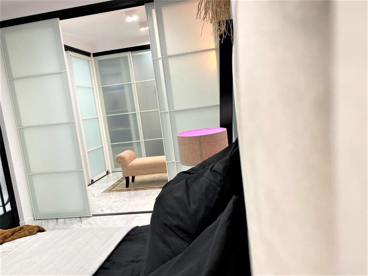 Design+Luxus Apartment Im Zentrum! +Netflix Varsóvia Exterior foto